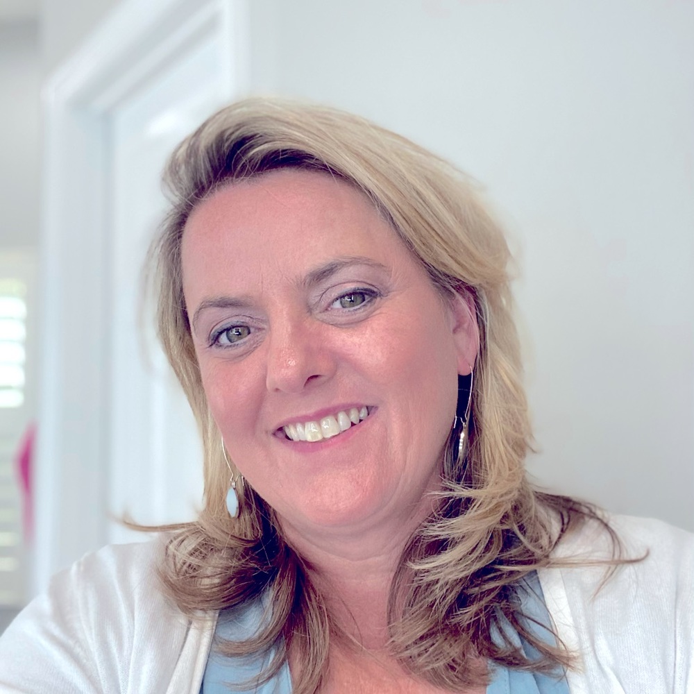 COPY - Meet your Posher, Julie